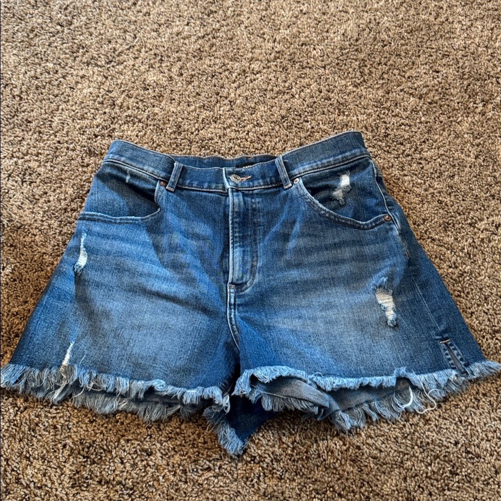 Express

Distressed Denim Shorts